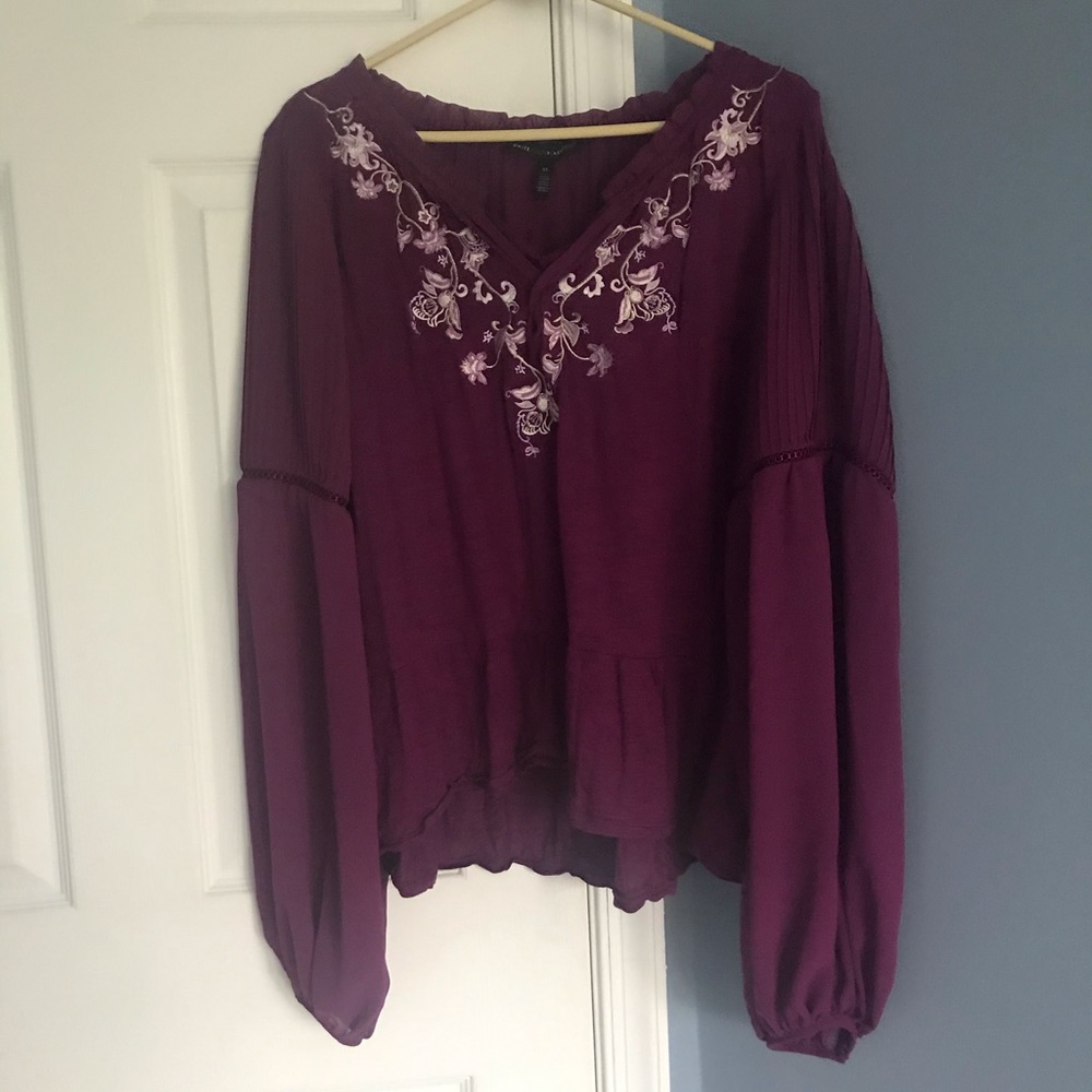White House Black Market Peasant Blouse